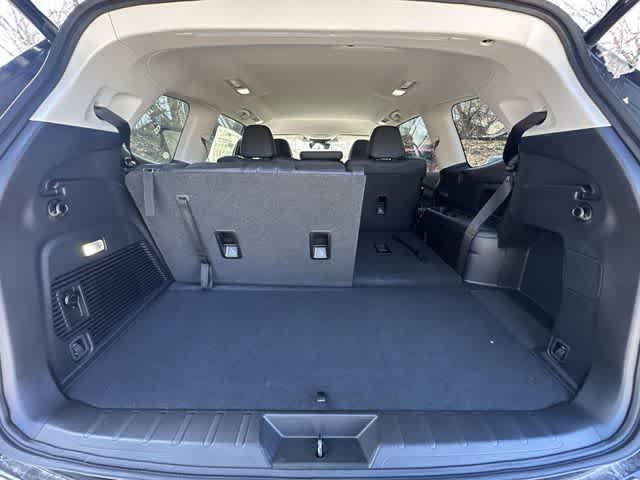 Thumbnail: 2026 Subaru Ascent - 23