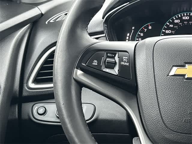 Thumbnail: 2022 Chevrolet Trax - 8