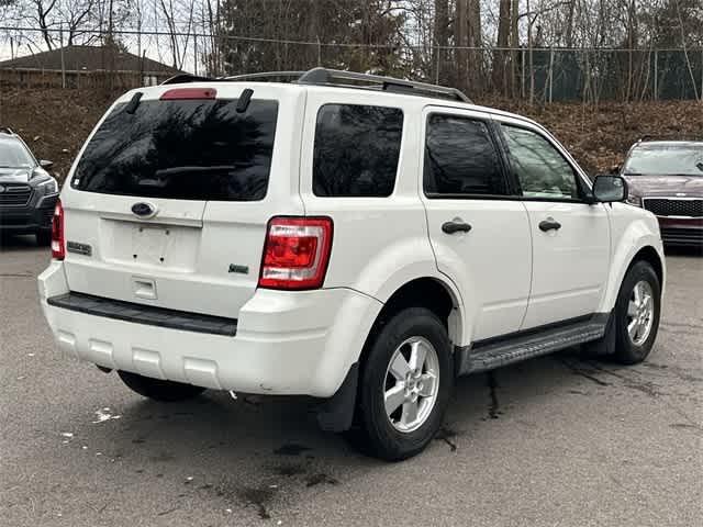 Thumbnail: 2010 Ford Escape - 19