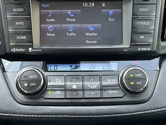 Thumbnail: 2018 Toyota RAV4 - 15