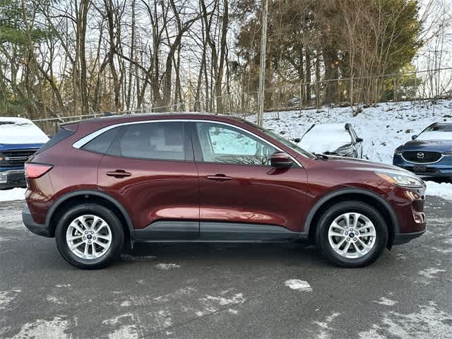 Thumbnail: 2021 Ford Escape - 3