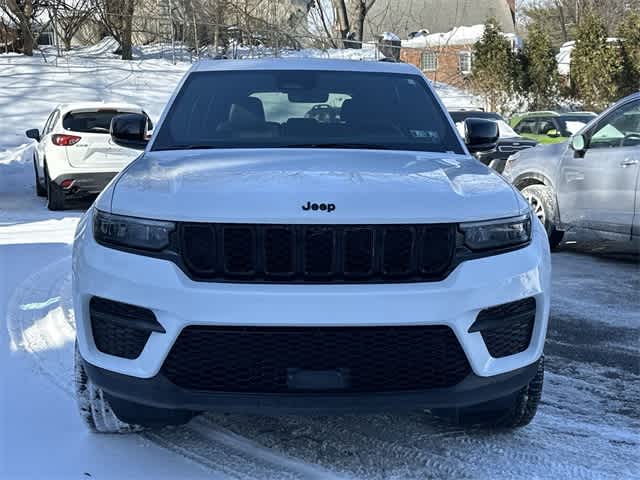 Thumbnail: 2025 Jeep Grand Cherokee - 21