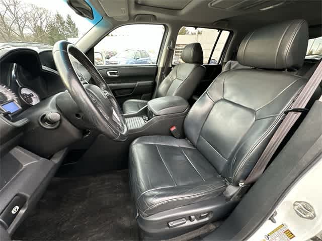 Thumbnail: 2012 Honda Pilot - 16
