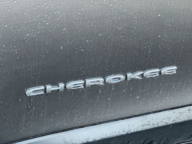 Thumbnail: 2019 Jeep Cherokee - 26