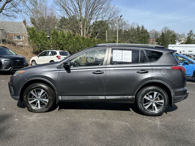 Thumbnail: 2018 Toyota RAV4 - 2