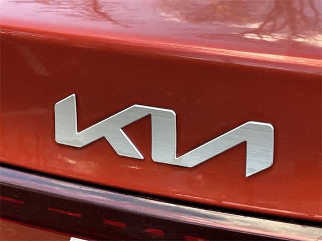 Thumbnail: 2023 Kia Forte - 16