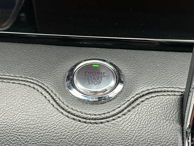 Thumbnail: 2024 Lincoln Navigator - 11