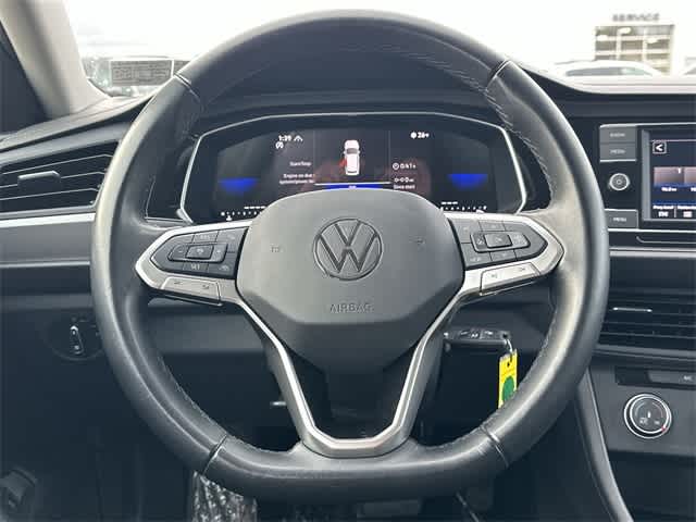 Thumbnail: 2024 Volkswagen Jetta - 7