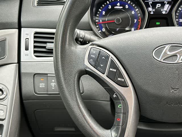 Thumbnail: 2013 Hyundai Elantra - 8
