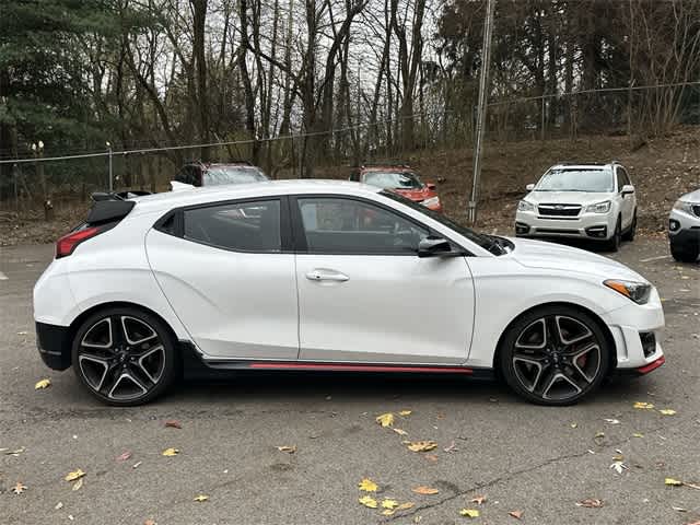 2022 Hyundai Veloster N photo 3