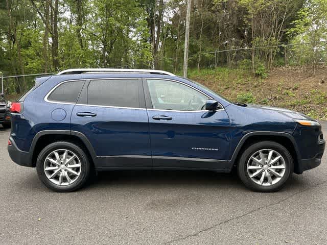 Thumbnail: 2018 Jeep Cherokee - 3