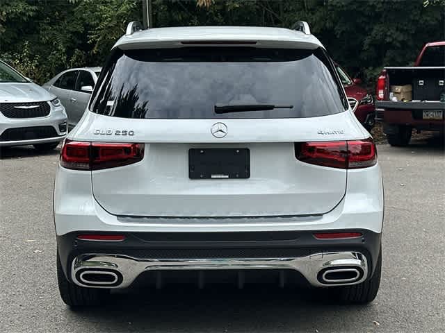 Thumbnail: 2023 Mercedes-Benz GLB - 4