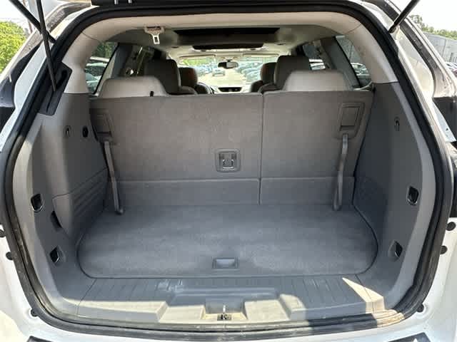 Thumbnail: 2015 Chevrolet Traverse - 24