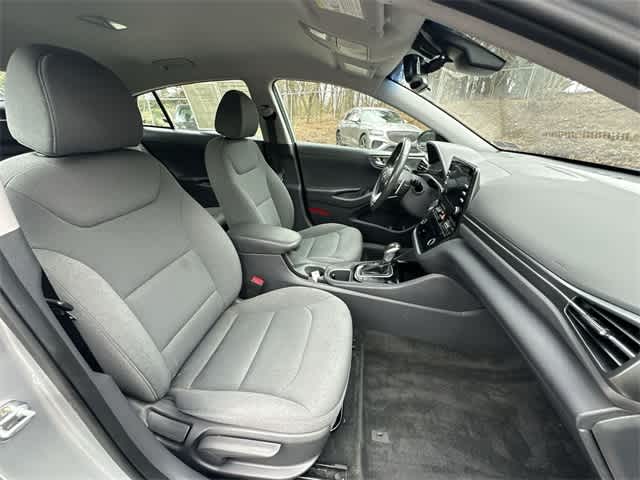 Thumbnail: 2022 Hyundai Ioniq - 19