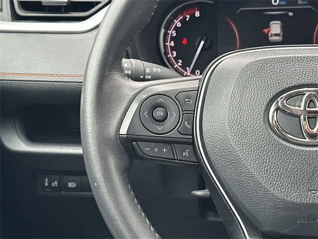 Thumbnail: 2023 Toyota RAV4 - 8