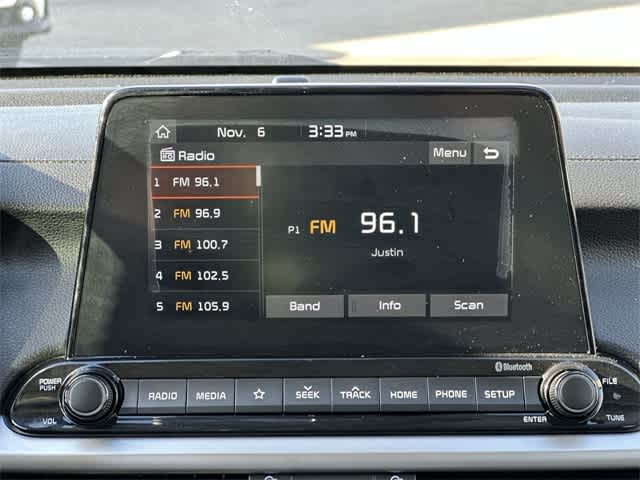 Thumbnail: 2020 Kia Forte - 10