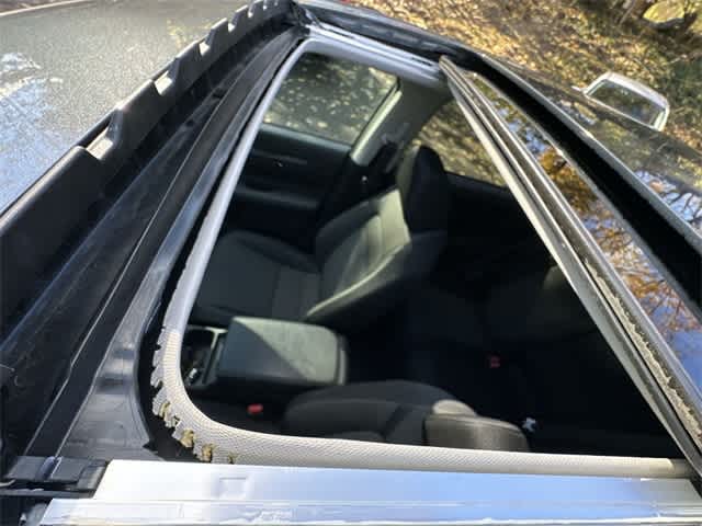 Thumbnail: 2023 Honda CR-V - 6