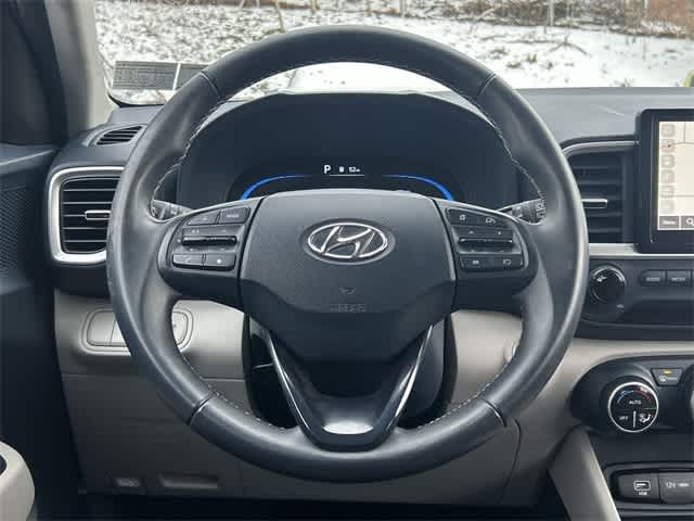 Thumbnail: 2023 Hyundai Venue - 7