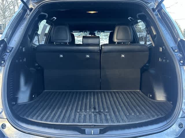 Thumbnail: 2018 Toyota RAV4 - 24