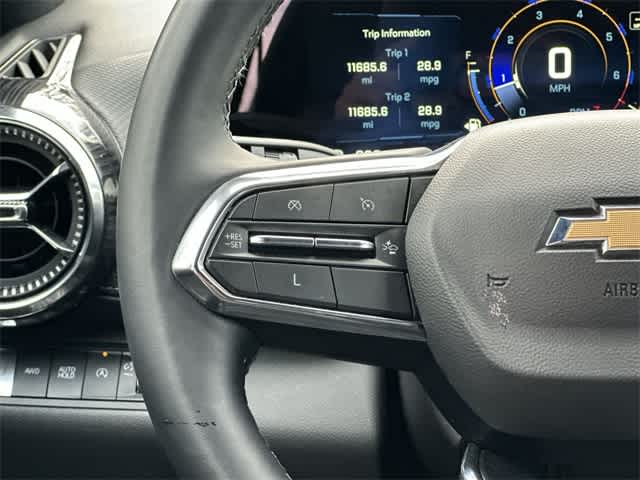 Thumbnail: 2025 Chevrolet Equinox - 8