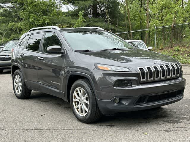 Thumbnail: 2016 Jeep Cherokee - 27