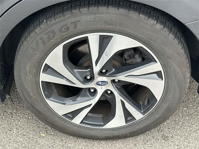 2022 Subaru Legacy Premium photo 4