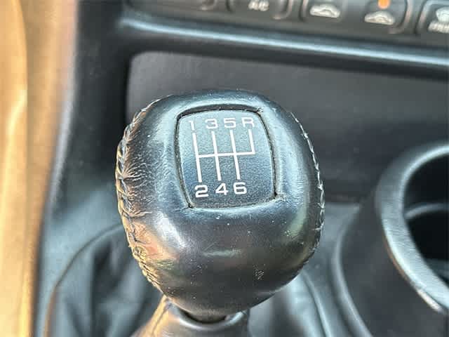 2001 Chevrolet Corvette Base 12