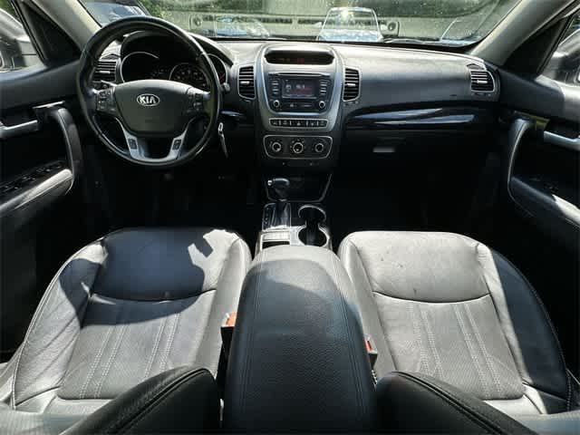 2015 Kia Sorento LX 15