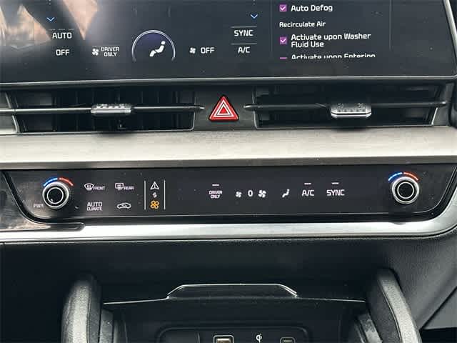 Thumbnail: 2023 Kia Sportage - 16