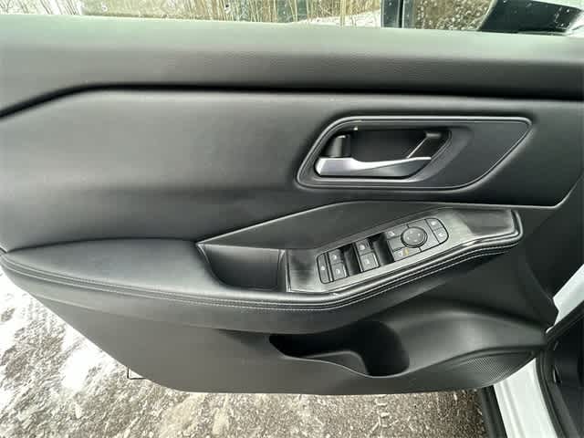 Thumbnail: 2024 Nissan Rogue - 16