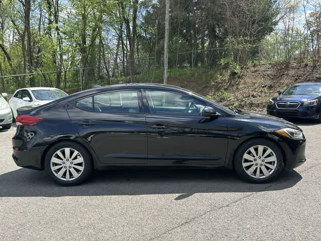 Thumbnail: 2017 Hyundai Elantra - 3