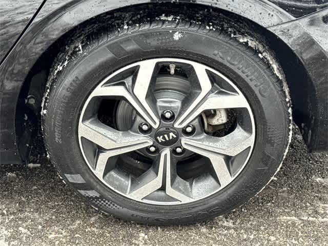 Thumbnail: 2021 Kia Forte - 5