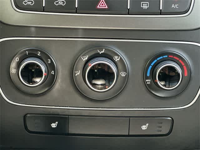 2015 Kia Sorento LX 10