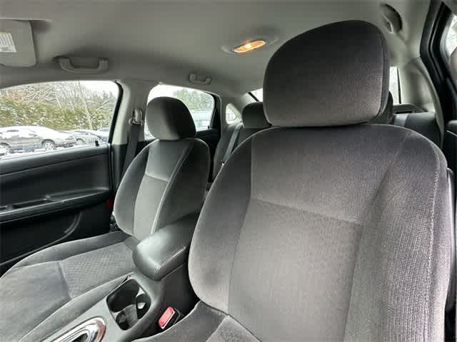 Thumbnail: 2011 Chevrolet Impala - 12