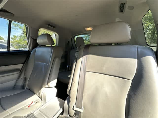 Thumbnail: 2013 Toyota Highlander - 18