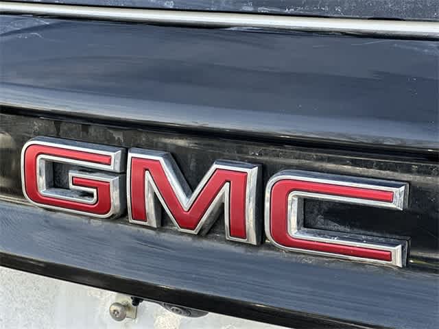 Thumbnail: 2024 GMC Acadia - 17