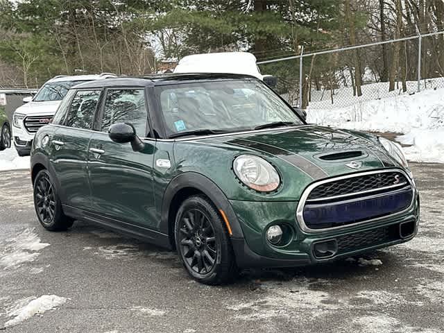 Thumbnail: 2016 MINI Cooper Hardtop - 19