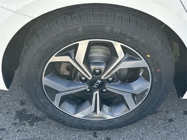 Thumbnail: 2020 Kia Forte - 5