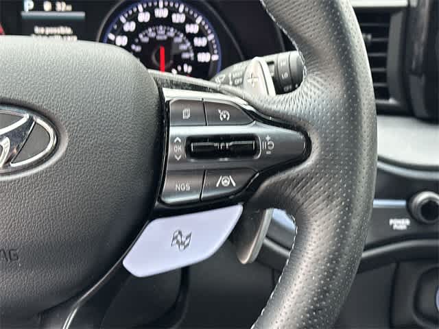 Thumbnail: 2022 Hyundai Veloster - 8