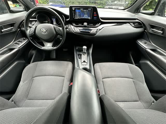 Thumbnail: 2018 Toyota C-HR - 18