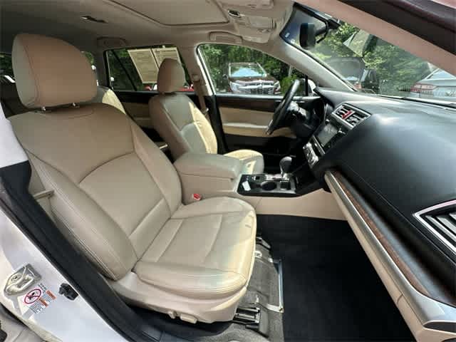 2015 Subaru Outback Limited 23