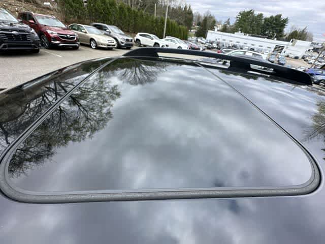 Thumbnail: 2017 Subaru Crosstrek - 6