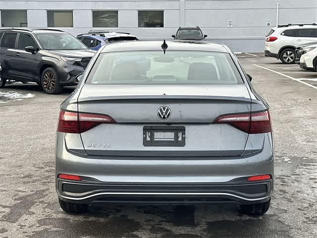 Thumbnail: 2024 Volkswagen Jetta - 4