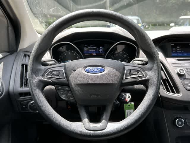 Thumbnail: 2016 Ford Focus - 6