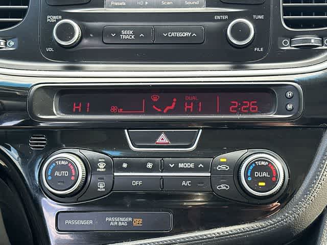 Thumbnail: 2015 Kia Optima - 14