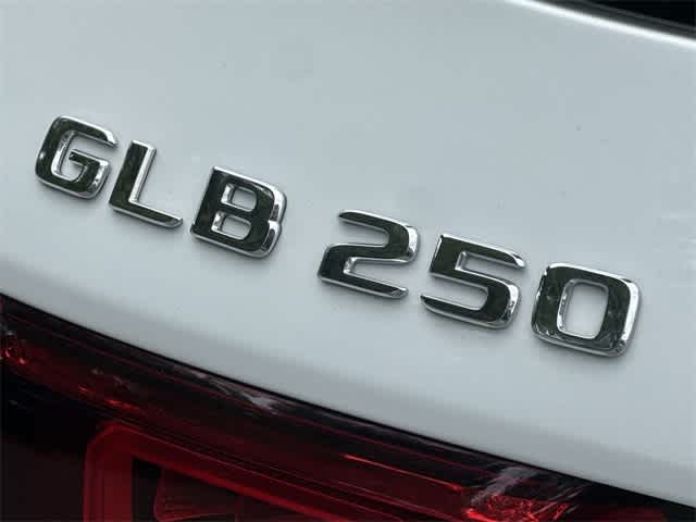 Thumbnail: 2023 Mercedes-Benz GLB - 20