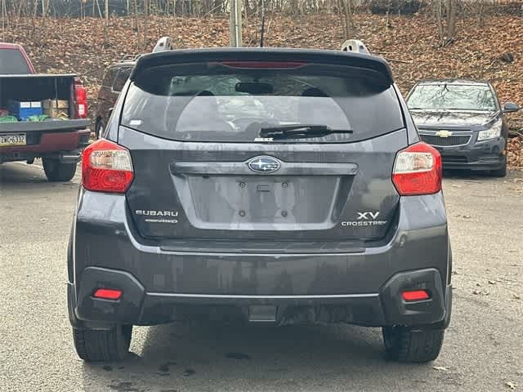 Used 2013 Subaru XV Crosstrek 2.0i Limited w/Moonroof/Nav SUV