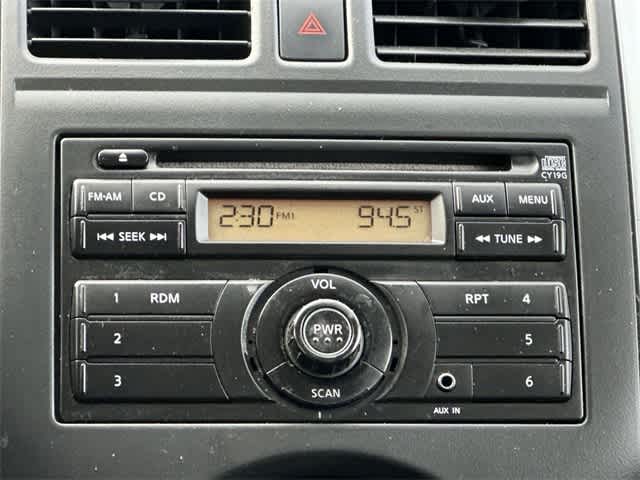 Thumbnail: 2012 Nissan Versa - 9