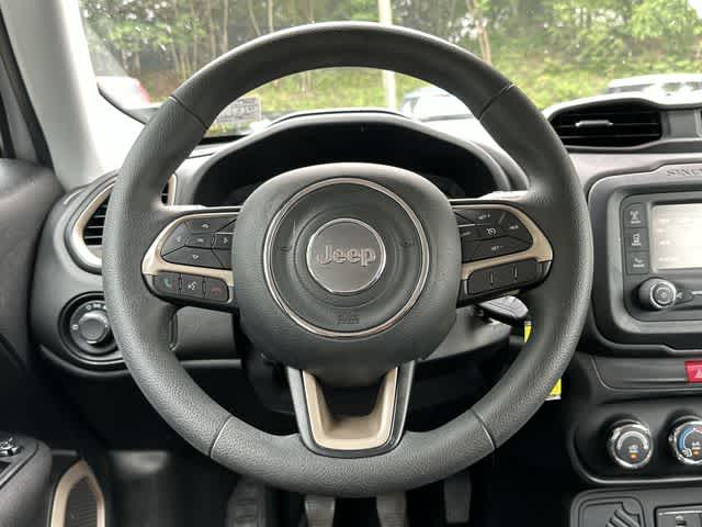 Thumbnail: 2016 Jeep Renegade - 7