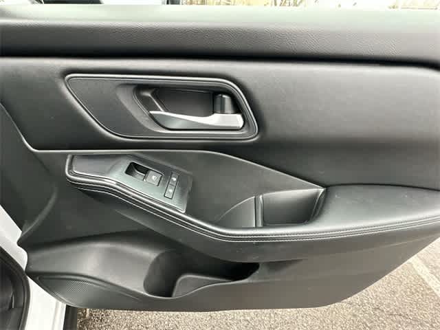 Thumbnail: 2024 Nissan Rogue - 21